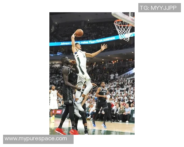 开拓者队主场大胜，提升季后赛希望