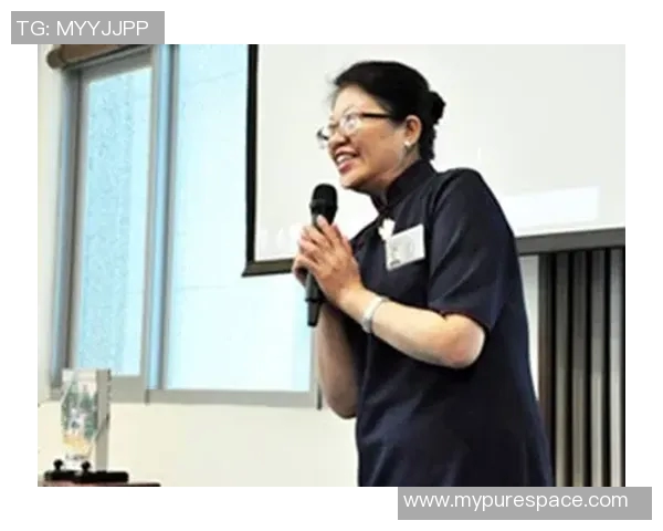 杨娜专访:从初学者到飞盘高手的成长之路与心路历程分享